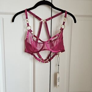 NWT Bordelle Kleio Balconnette Bra Magenta Size M (34C/ 32D)